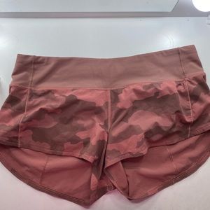 pink camo lululemon speed up shorts 2.5 inch, size:6